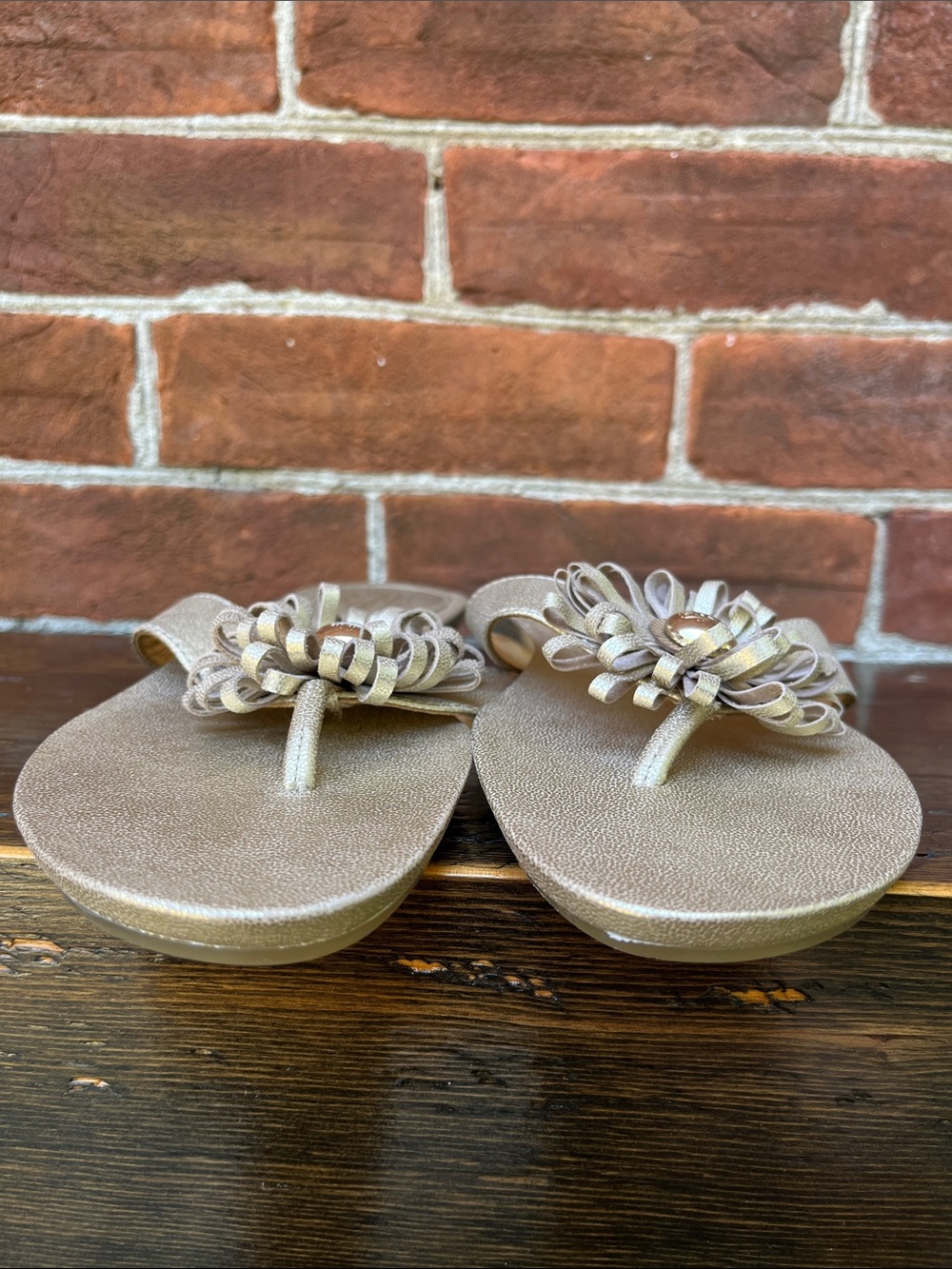 Coach Skye Metallic Champagne Gold Flower Thong Sandals - Picture 5 of 11